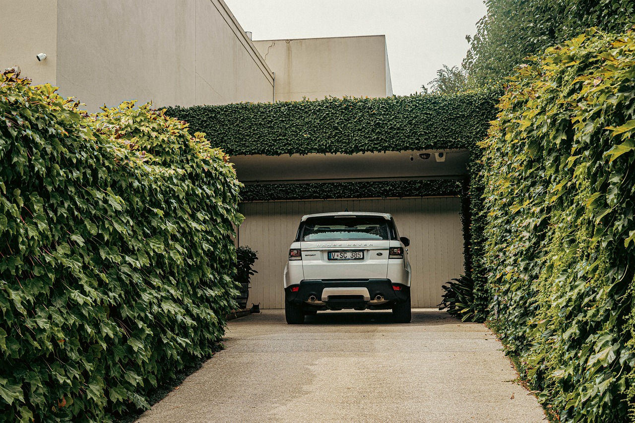 Comment choisir une assurance auto pour une Land Rover ?